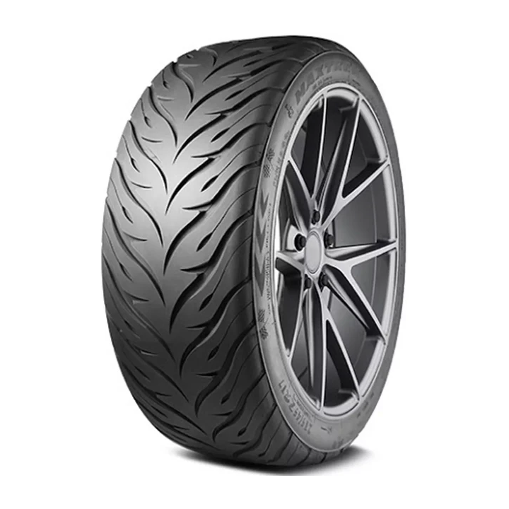 205/40R17 MAXTREK MAXIMUS DS01 84W