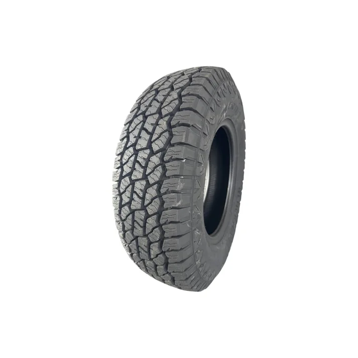 235/80R17 LT 10C 120/117R BLACKHAWK RIDGECRAWLER A/T HAT51 VIETNAM